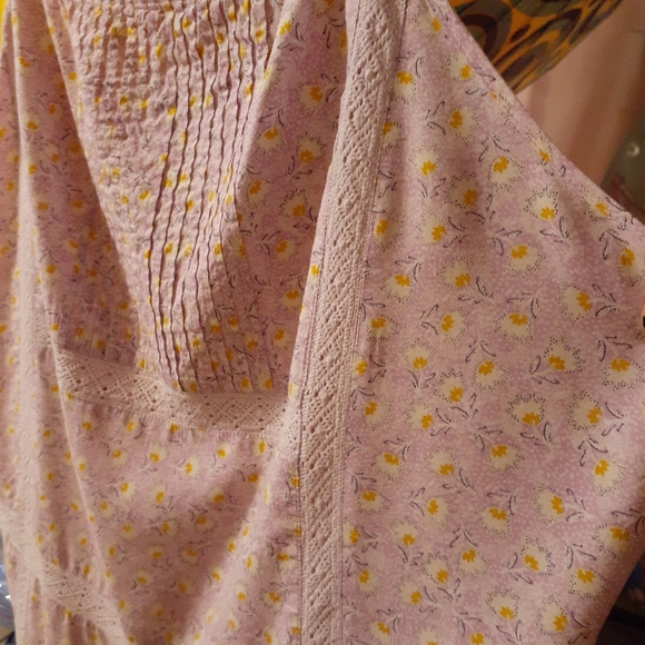 Shorts/Overall - Picture 6 of 15